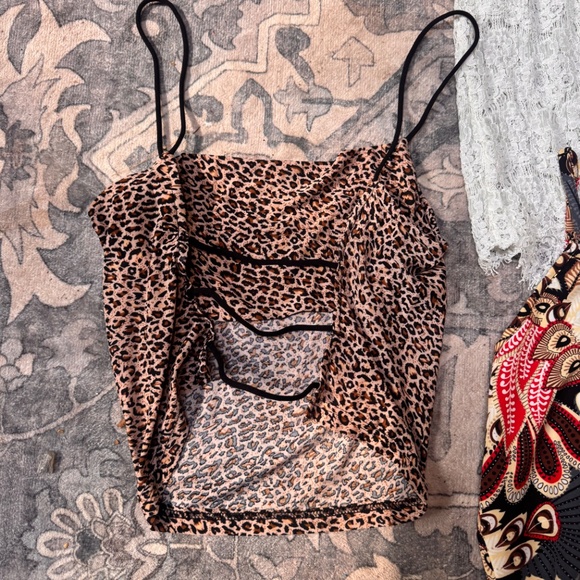 New Boutique summer bundle of 4 women’s size medium boho dress, floral tank top, - Picture 3 of 8